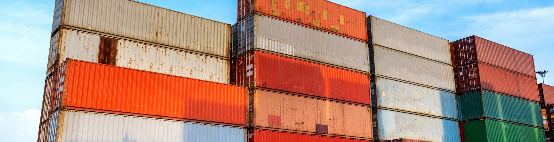 Pátio Externo para Container vazio | Transportadora Navegantes